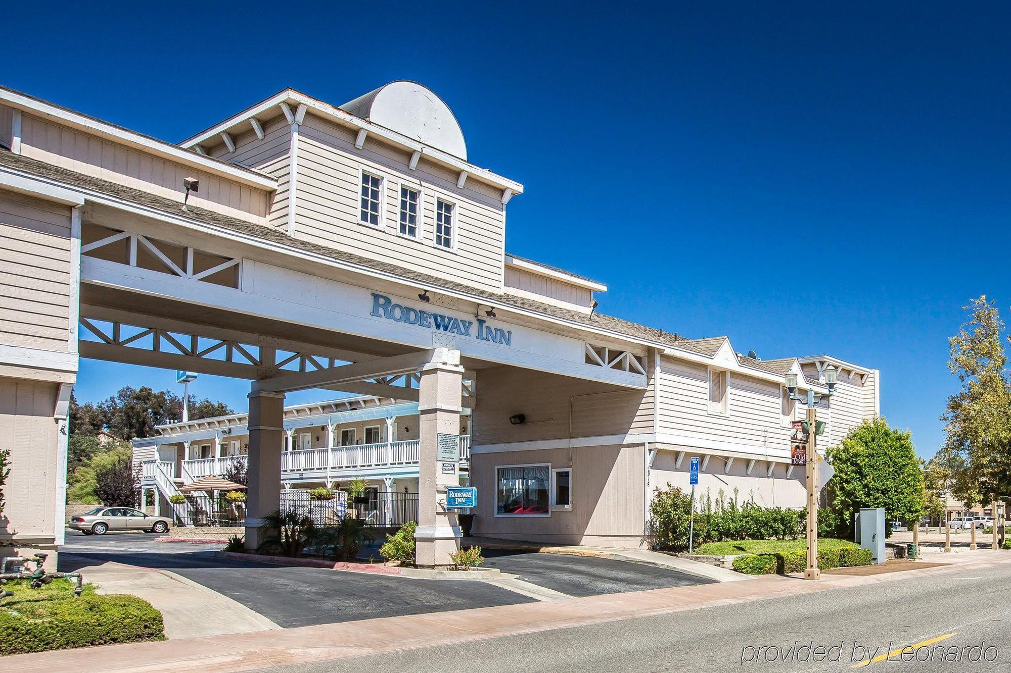 Rodeway Inn Old Town Temecula Exterior photo